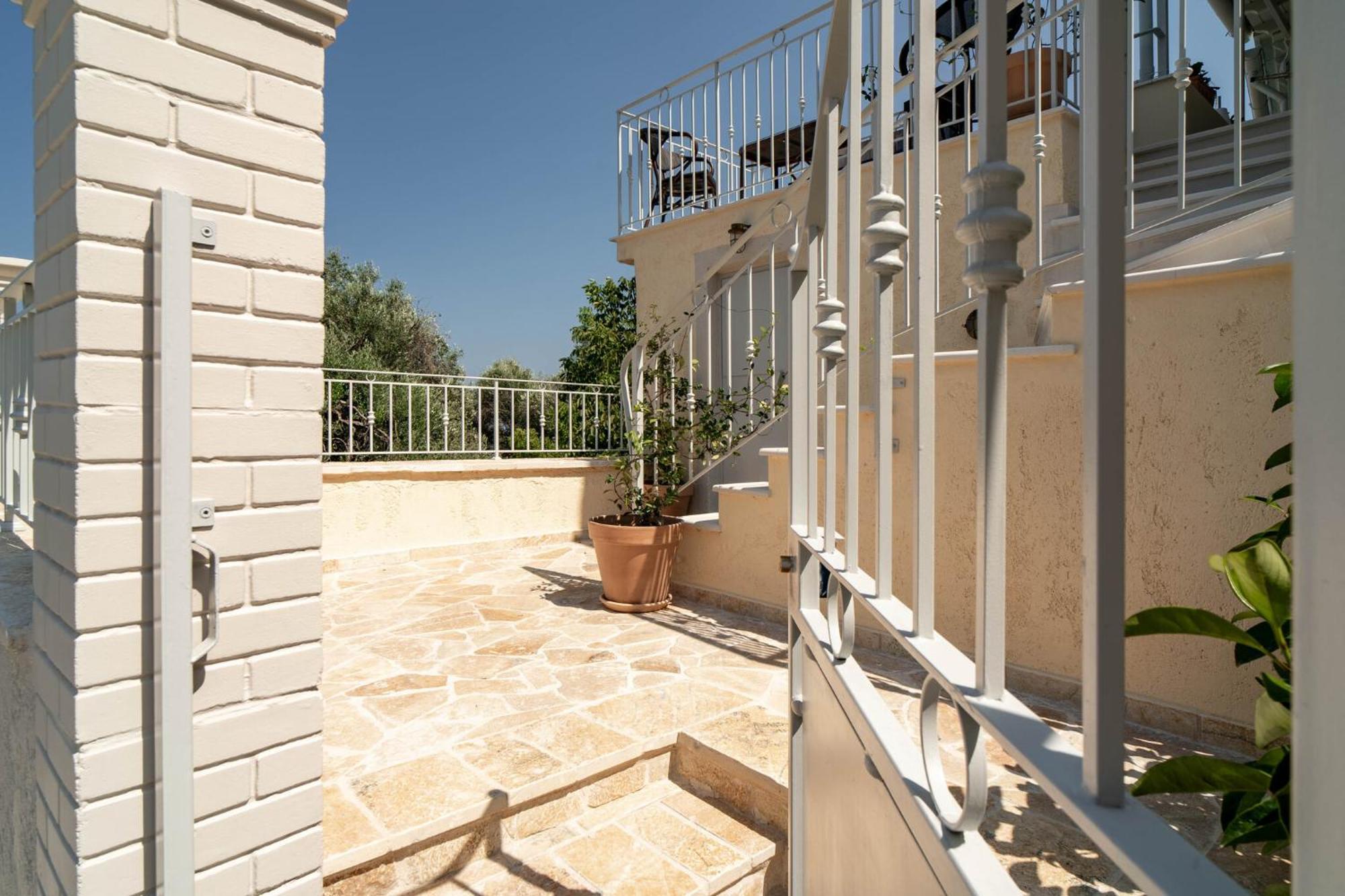 Mountain Seaview Apartment Achilleion